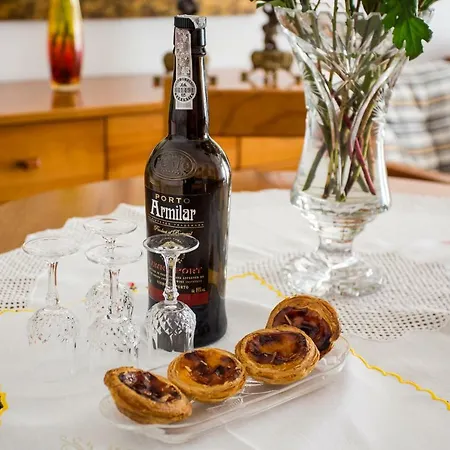 Elegant Sea View Apartamento Nazaré